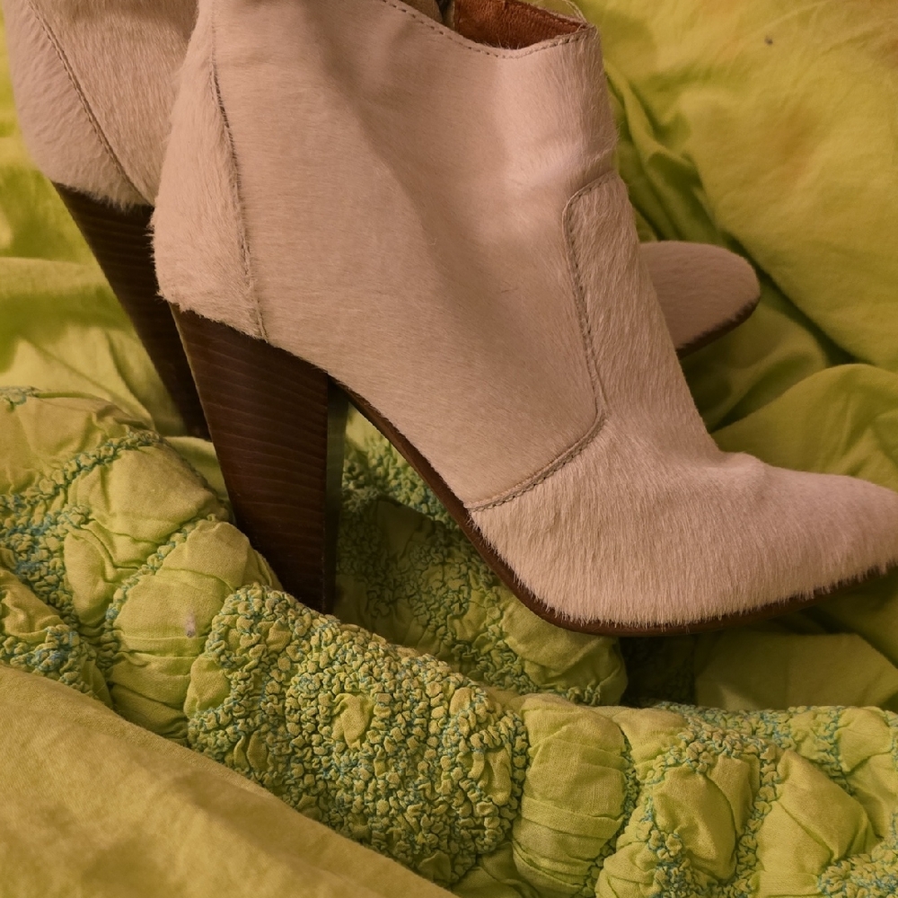 Elegant Cream Ankle Boots